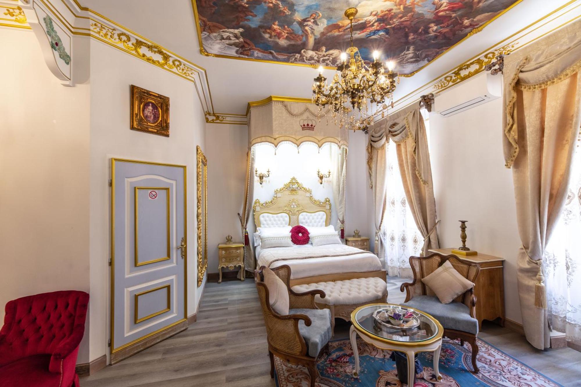 Aparthotel Royale Maison De L'eglise Du Couvent
